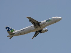 SKYWINGS ASIA A320-231 飛び立ち