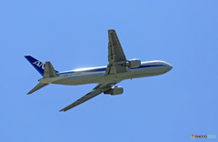 出発 ANA 767-381 JA615A