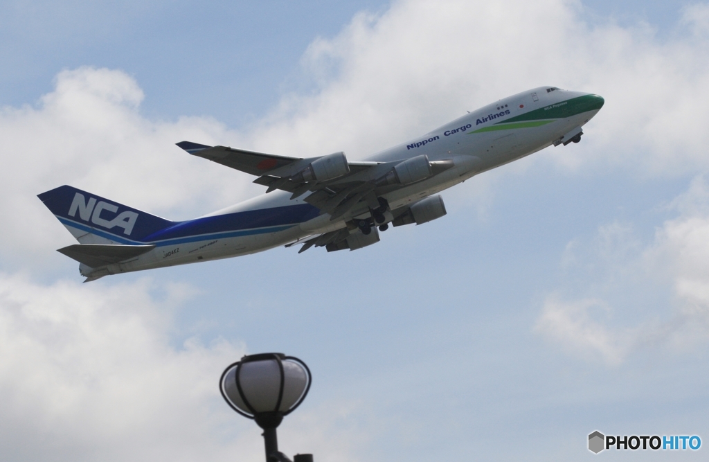 離陸 NCA ７４７ジャンボ機　　