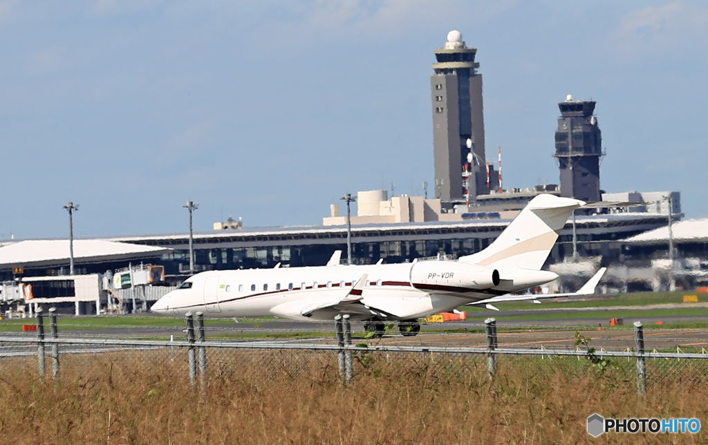 「青い空」 Private:Bombardier BD-700 PP-VDR
