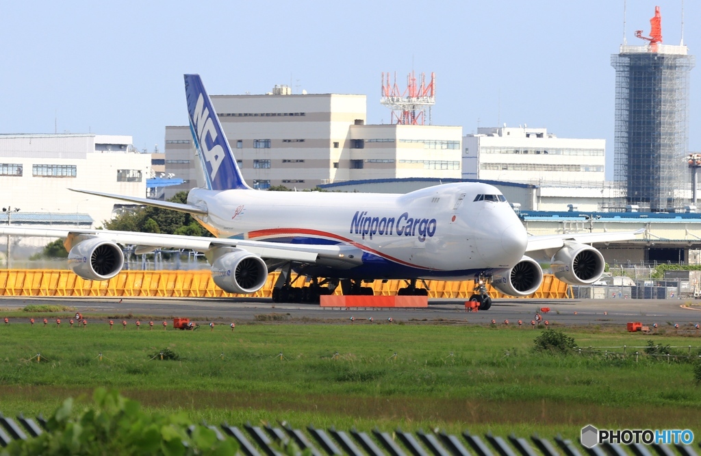 離陸　NCA 747-8KZF