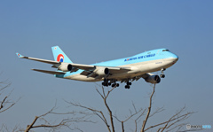 到着 KOREAN Cargo 747-400F HL7403