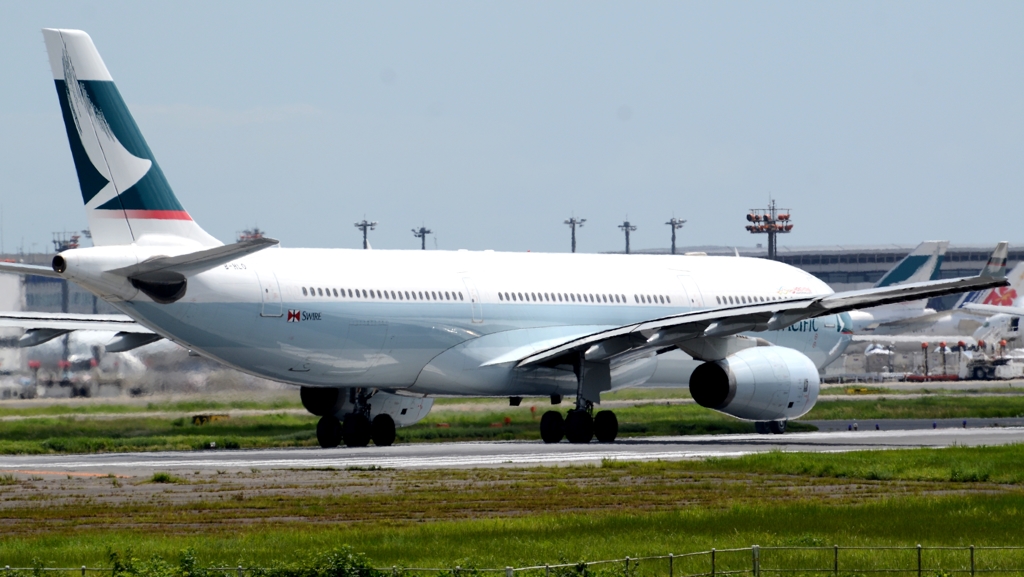 出発（159）CATHAI PACIFIC A330-343