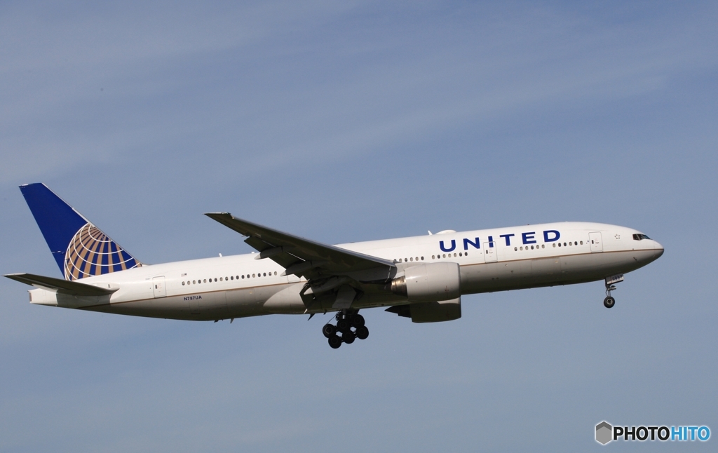 UNITED 777-222 着陸　