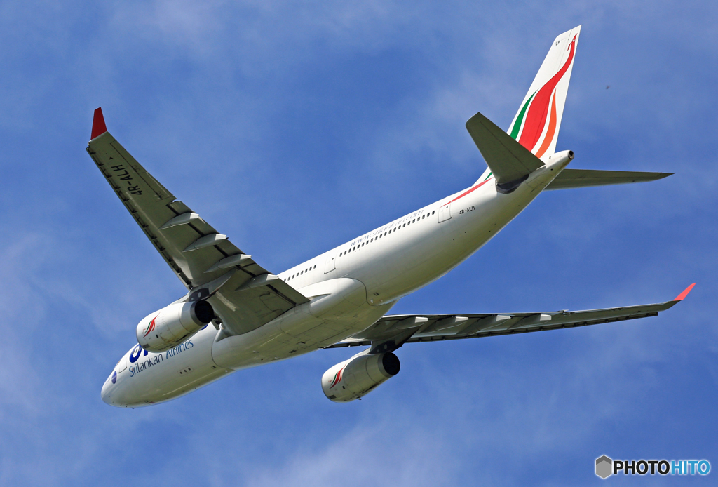 SriLankan A330-243 4R-ALH 出発　