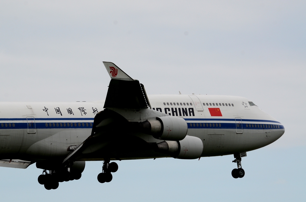 着陸（3-3）Air CHINA 747-400 [c]　