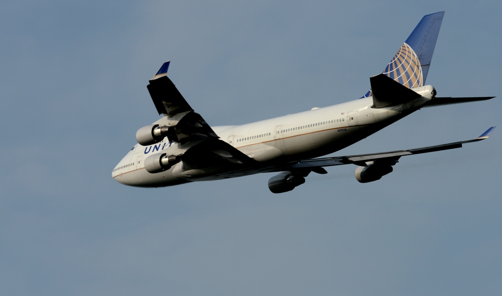 離陸（5-2）　UNITED 747-400 [b]　