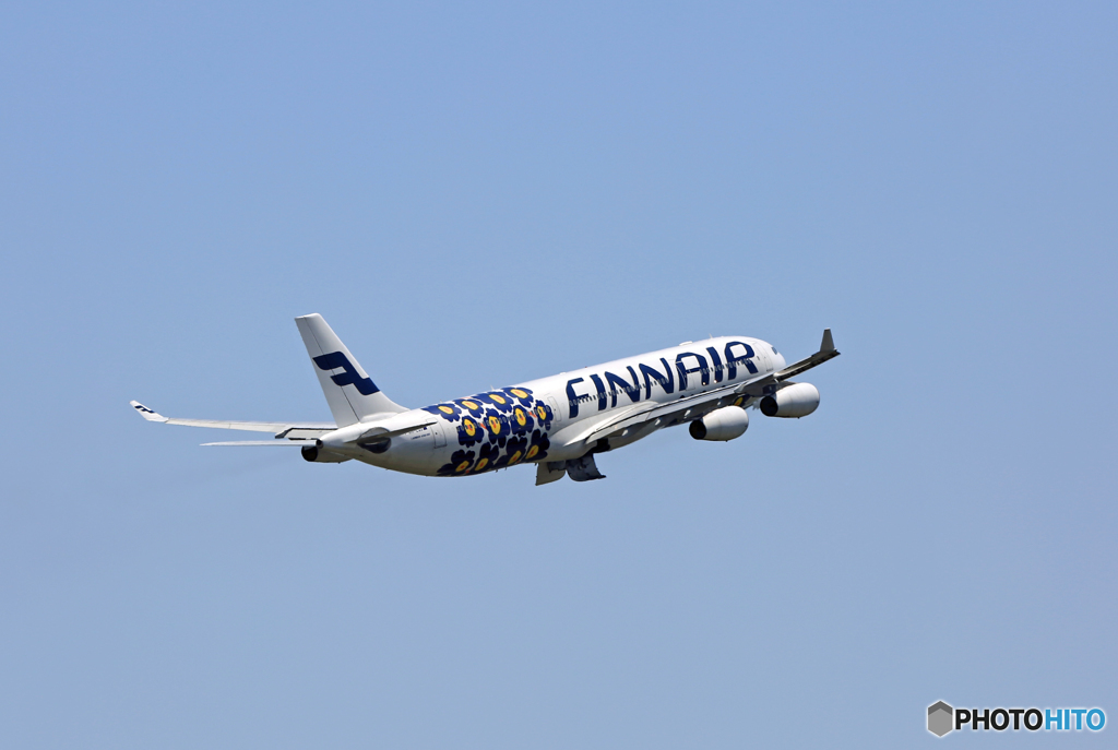 出発　Finnair A340-313 OH-LQD