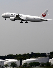 飛び立ち（13）JAL 787-8