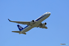 出発 ANA 767-381 JA623A