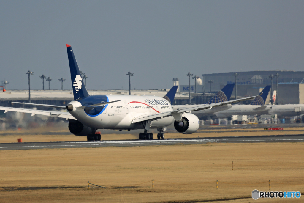 「ぶるー」 AEROMEXICO 787-8 XA-AMG 出発