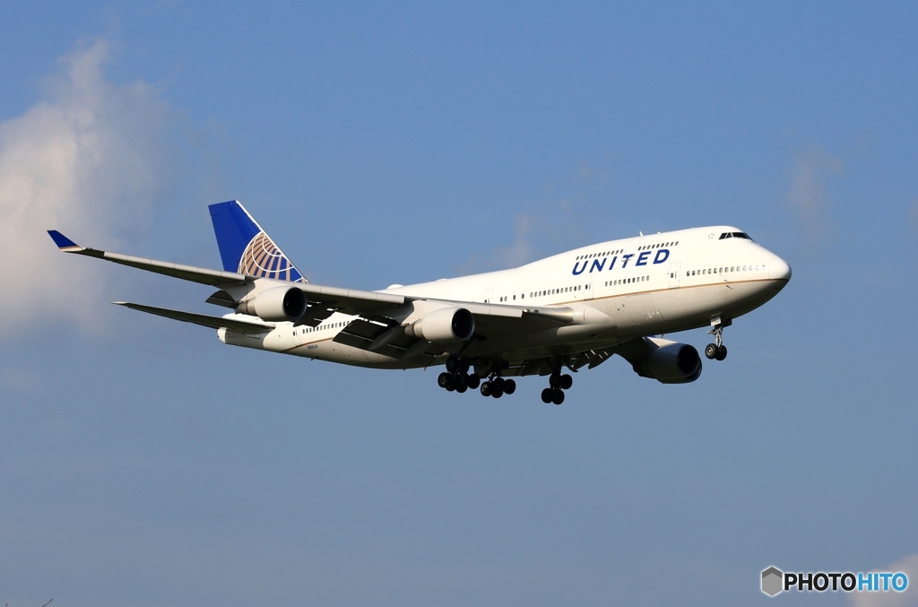 UNITED 747-400 到着　