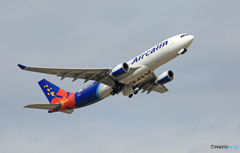 飛び立ち AIR CALIN A330-202 F-OHSD