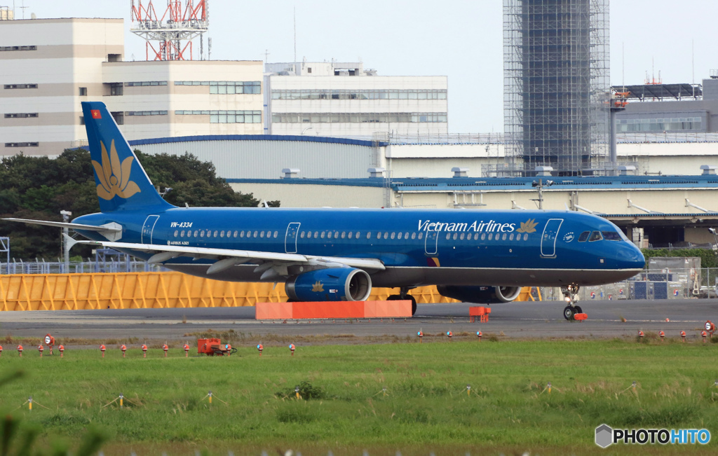 vietnam A321-200 VN-A334 出発　