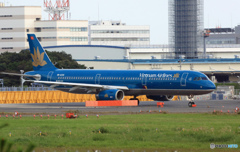 vietnam A321-200 VN-A334 出発　