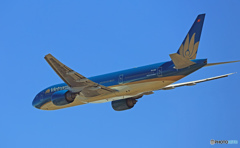 vietnam 777-200 VN-A143 離陸 
