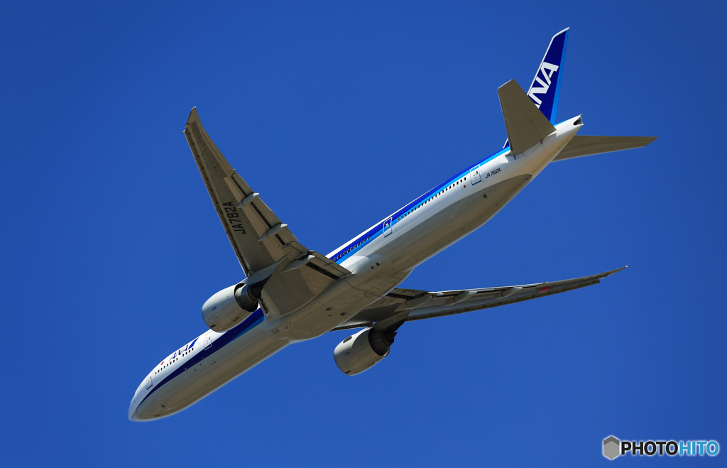 「SKY」 ANA 777-381 JA782A Takeoff