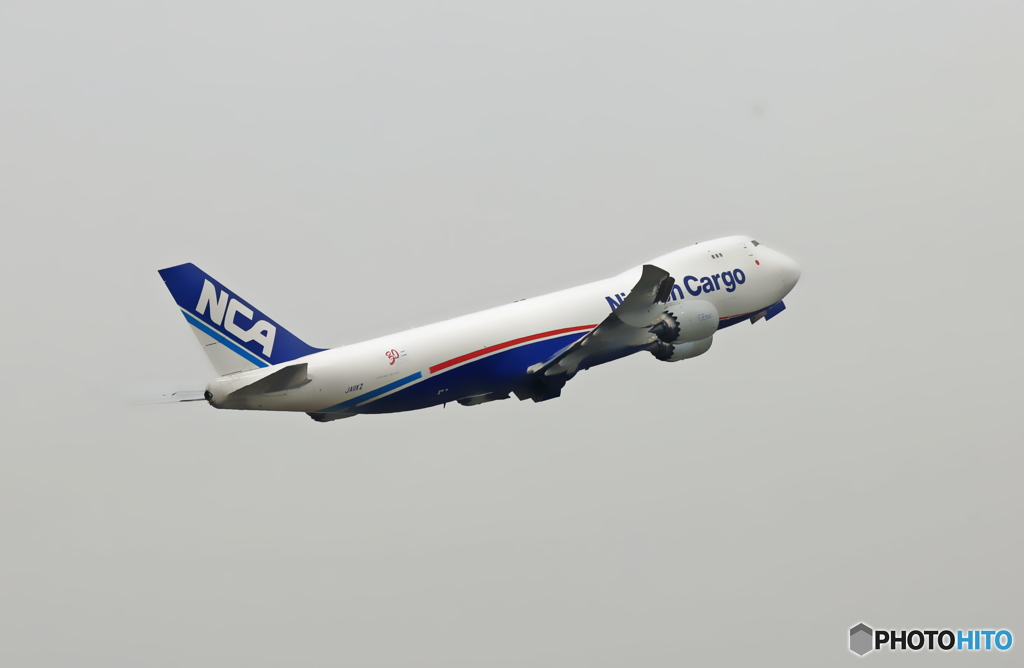 出発 NCA 747-8KZF JA11KZ
