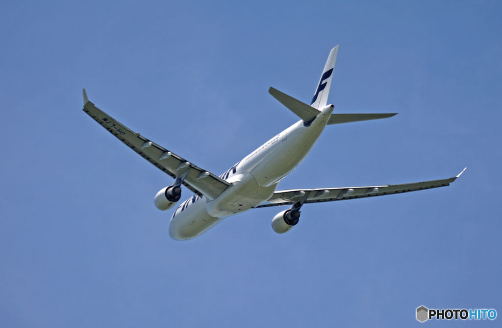 出発 Finnair A330-302 OH-LTM