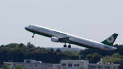 飛び立ち（101）Eva Airways A321-200　