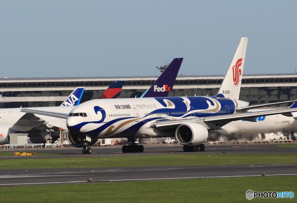 Air China 777-200 出発　