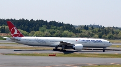 出発（126）TURKISH AIR　777-300ER　　