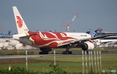 出発　Air China 777-2J6