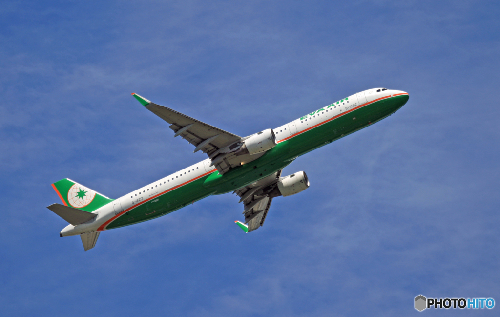 離陸 EVA A321-212 B-16212