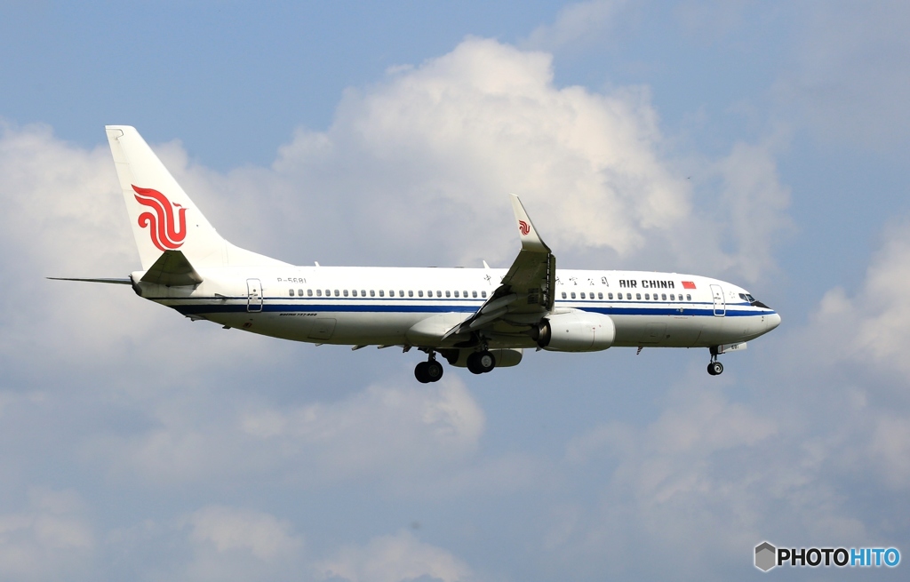 到着　Air China 737-800