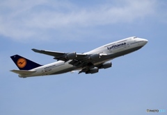 Lufthansa 747　じゃんぼで出発
