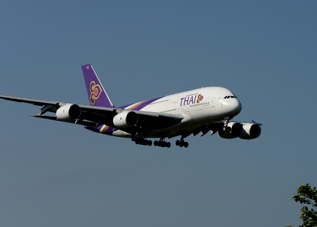 THAI A380-841 着陸　