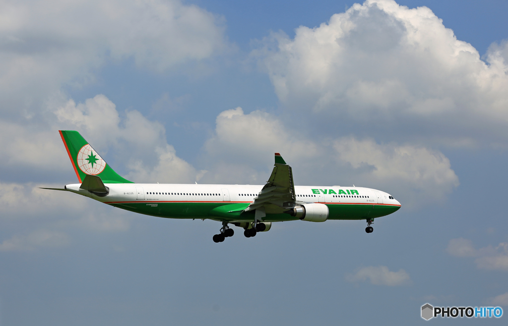 到着 EVA A330-300 B-16335