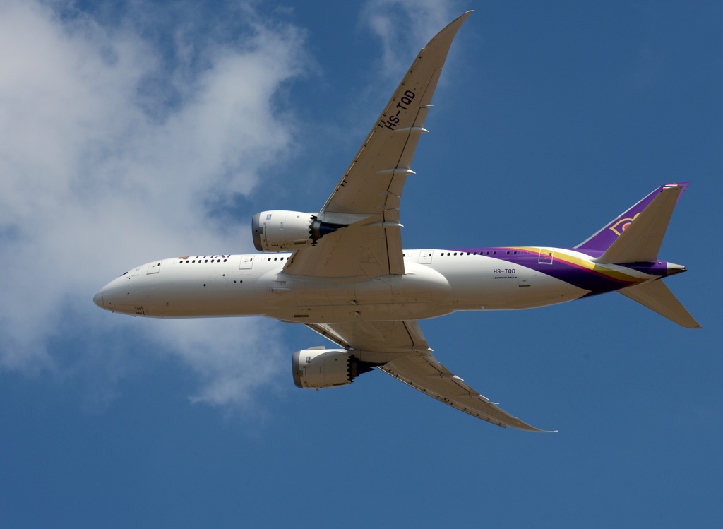 THAI 787-8 出発