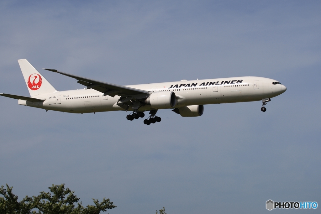 着陸　JAL 777-346ER 