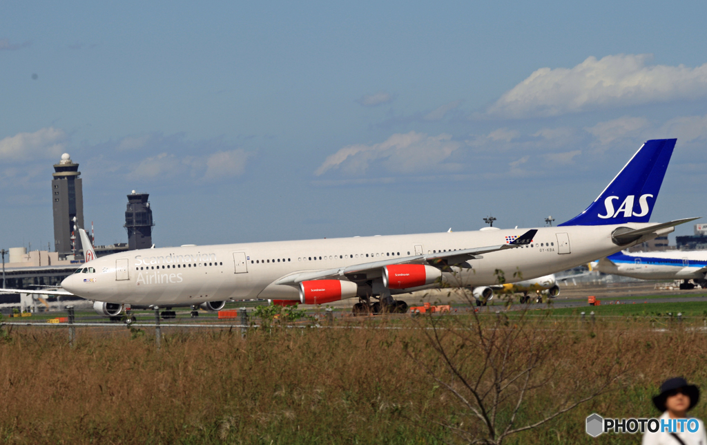出発 SAS A340-313 OY-KBA