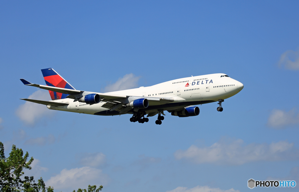 「青い空」が一番 DELTA 747-400 N667US到着