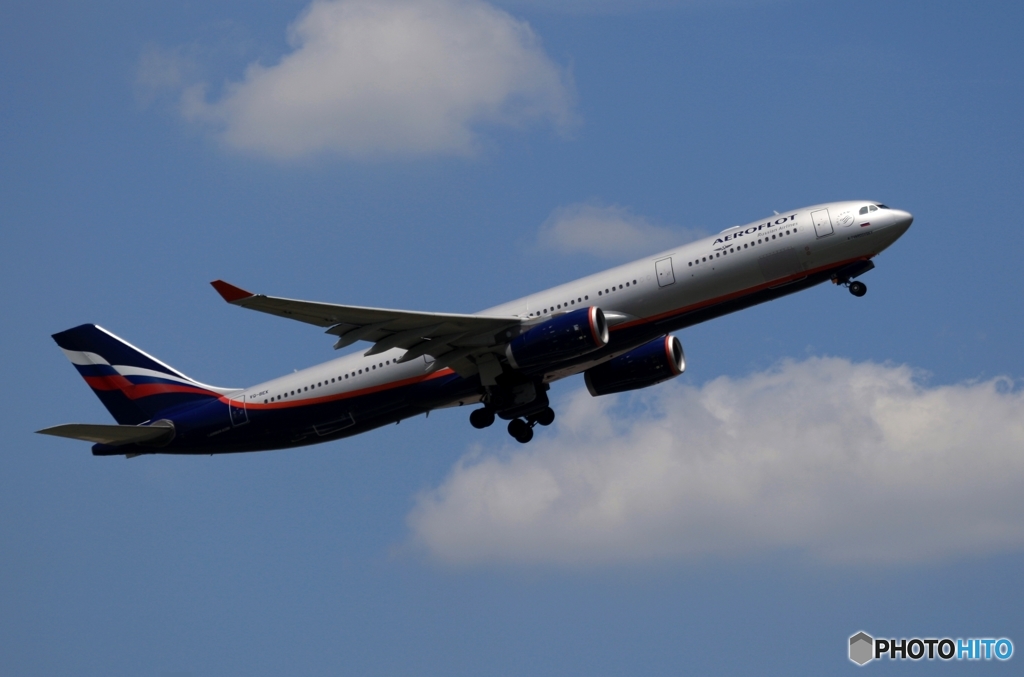 出発　AEROFLOT A330-200