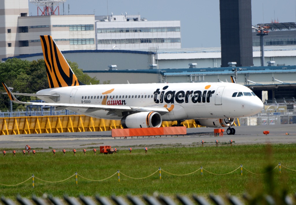 tigerair A320-232 出発　