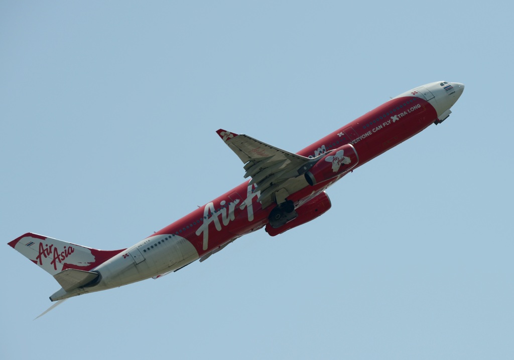 Air Asia A330-300 飛び立ち