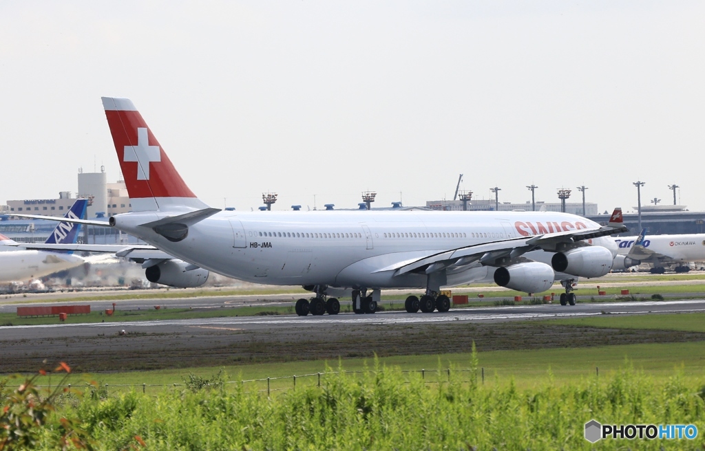 離陸　SWISS A340-313