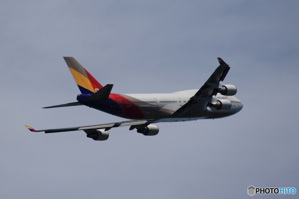 出発　Asiana 747-400