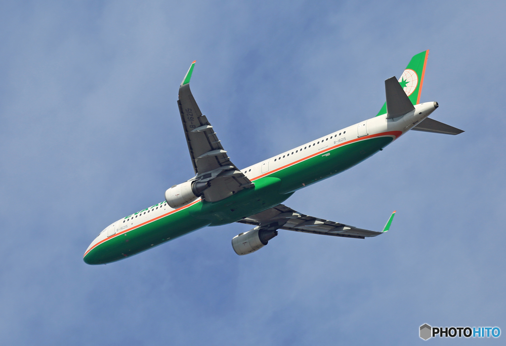 EVA A321-211 B-16215 出発 
