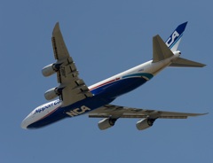 NCA 747-8F 飛び立ち