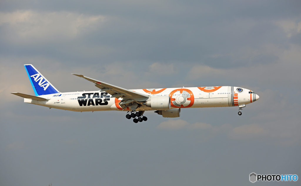 「そらー」 STAR WARS 777-381 JA789A到着