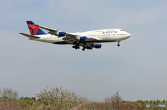 「良い天気」 DELTA 747-400 N669US 着陸  「良い天気」 DELTA 747-400 N669US 着陸
