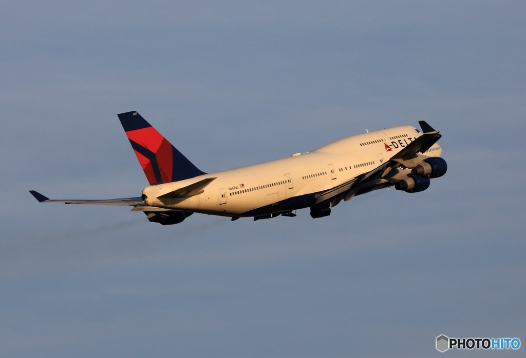 DELTA 747-400  出発　