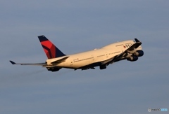 DELTA 747-400  出発　