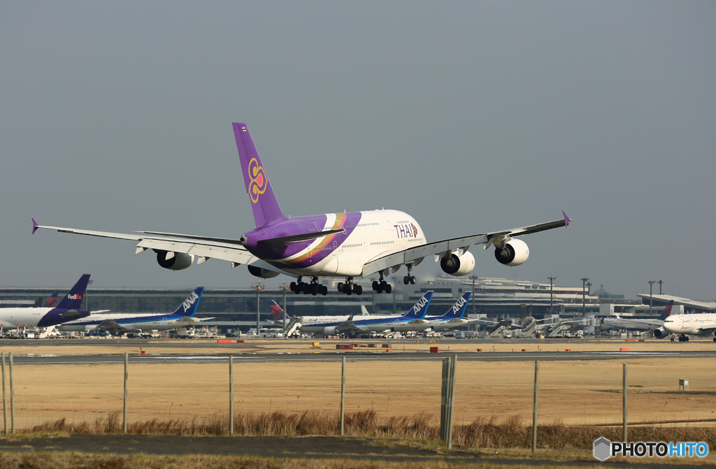 「青い空」が一番 Thai A380-841 HS-TUE着地前 