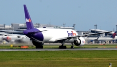 出発（169）FedEx 777-FS2