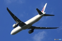 出発　中国東方 777-300